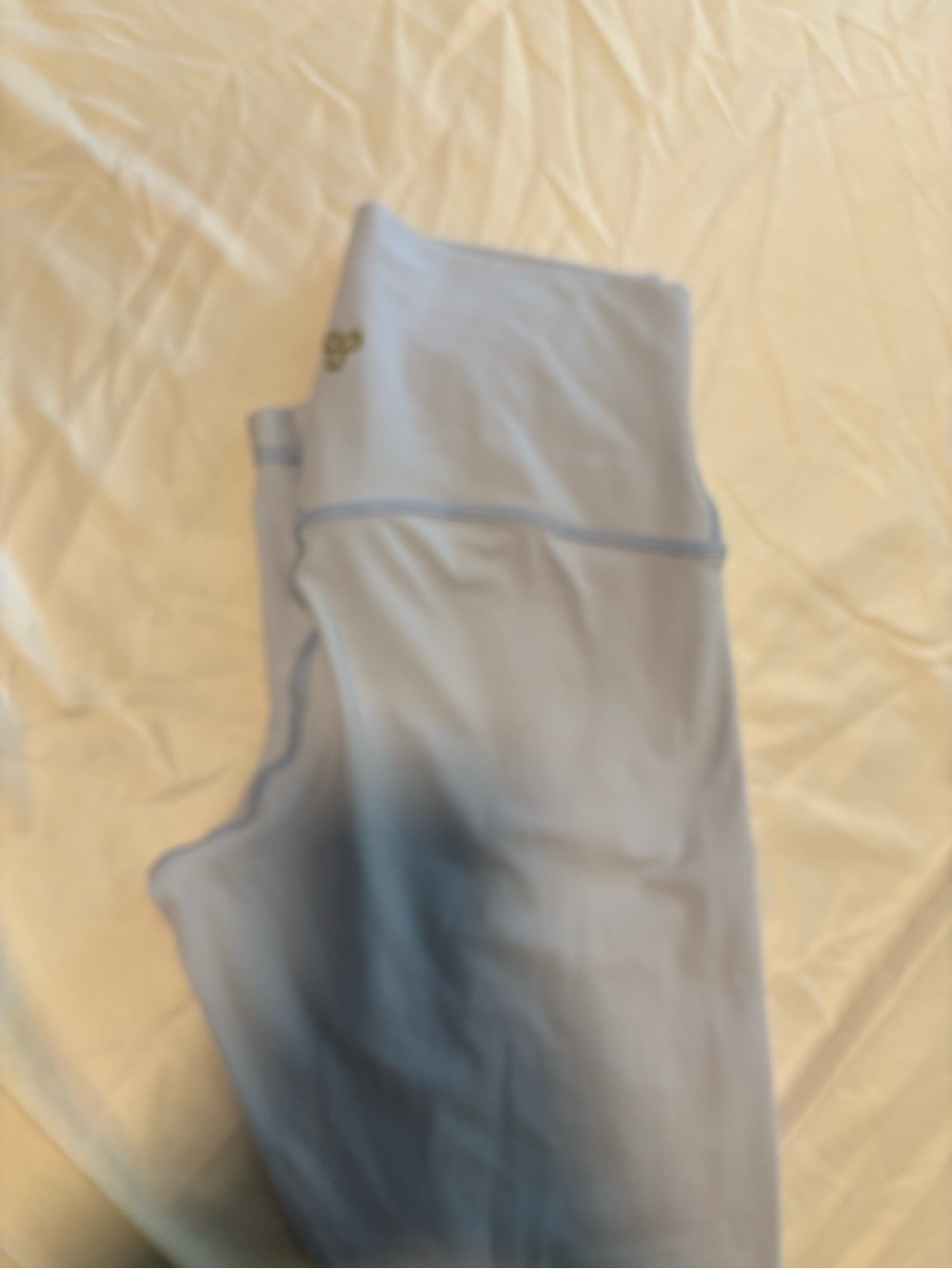 Aritzia - Picture 4 of 4